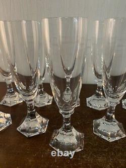10 flûtes modèle Saint Cloud en cristal de Saint Louis (prix à la pièce)