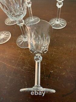 10 verres a vin modèle en cristal de Saint Louis (prix à la pièce)