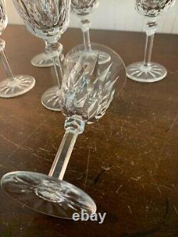 10 verres a vin modèle en cristal de Saint Louis (prix à la pièce)