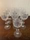 10 Verres à Vin Taillé Modèle Gravé Cristal De Saint Louis (prix à La Pièce)