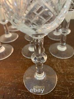 10 verres à vin taillé modèle gravé cristal de Saint Louis (prix à la pièce)