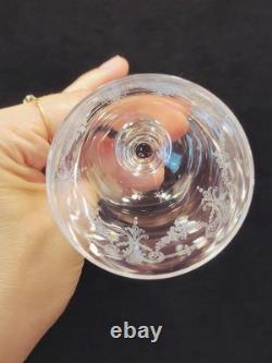 11 Verres À Porto Ou Liqueur En Cristal Gravé Saint Louis / Baccarat