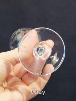 11 Verres À Porto Ou Liqueur En Cristal Gravé Saint Louis / Baccarat