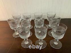 11 verres à vin modèle cristal de Saint Louis (prix à la pièce)