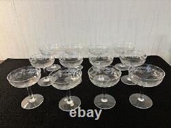 12 coupes à champagne modèle guirlande cristal de Saint Louis (prix à la pièce)