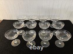 12 coupes à champagne modèle guirlande cristal de Saint Louis (prix à la pièce)
