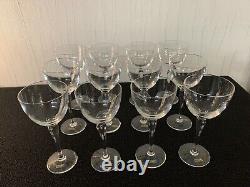 12 verres à vin modèle Amadeus cristal de Saint Louis (prix à la pièce)