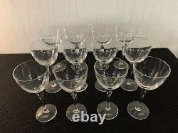 12 verres à vin modèle Amadeus cristal de Saint Louis (prix à la pièce)