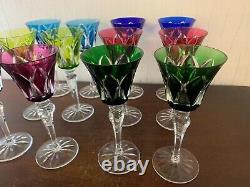 12 verres à vin modèle Camargue en cristal de Saint Louis (prix à la pièce)