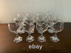 12 verres à vin modèle Saint Cloud en cristal de Saint Louis (prix à la pièce)