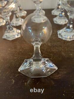 12 verres à vin modèle Saint Cloud en cristal de Saint Louis (prix à la pièce)