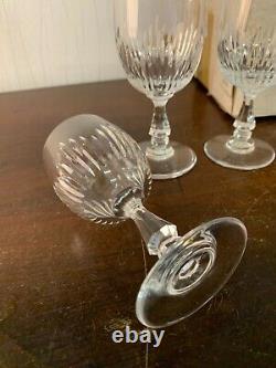 12 verres à vin rouge modèle Liane en cristal de Saint Louis (prix à la pièce)