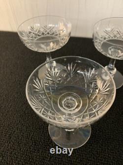 13 coupes à champagne Massenet en cristal de Saint Louis (prix à la pièce)