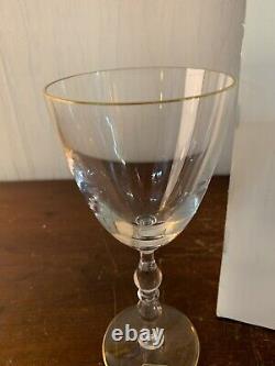 14 verres à bourgogne modèle Hauteville cristal de Saint Louis (prix à la pièce)
