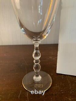 14 verres à bourgogne modèle Hauteville cristal de Saint Louis (prix à la pièce)