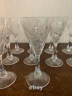 15 verres à vin rouge modèle taillé épi cristal de Saint Louis (prix à la pièce)