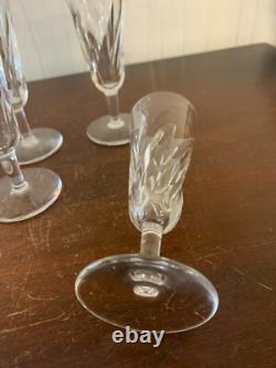 16 flûtes à champagne modèle Bidassoa cristal de Saint Louis (prix à la pièce)