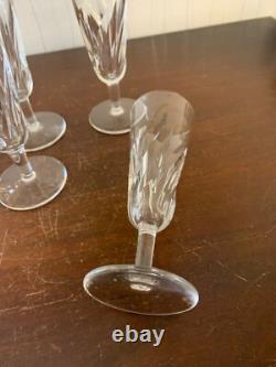 16 flûtes à champagne modèle Bidassoa cristal de Saint Louis (prix à la pièce)