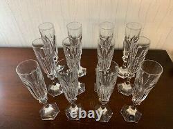 18 flûtes modèle Chambord en cristal de Saint Louis (prix à la pièce)