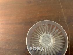 18 verres à liqueur modèle taillé épi cristal de Saint Louis (prix à la pièce)