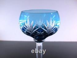1 Verre A Vin Cristal Couleur Bleu Ciel Taille Modele Massenet St Louis Signe