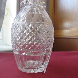 1 carafe à liqueur en cristal de saint louis modèle trianon H 20 cm L 1