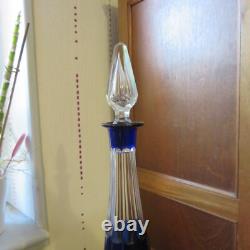 1 carafe a vin couleur bleu en cristal de saint louis Massenet taille 4147