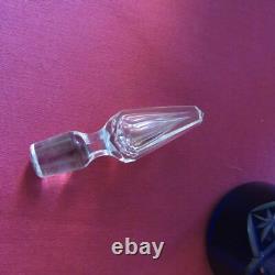 1 carafe a vin couleur bleu en cristal de saint louis Massenet taille 4147