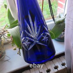 1 carafe a vin couleur bleu en cristal de saint louis Massenet taille 4147