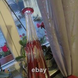 1 carafe a vin couleur rouge en cristal de saint louis taillé