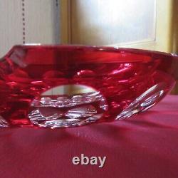 1 grand cendrier en cristal de saint louis de couleur rouge Ø 22cm