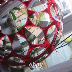 1 grand cendrier en cristal de saint louis de couleur rouge Ø 22cm