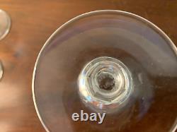 1 verre à vin modèle Guernesez en cristal de Saint Louis (prix à la pièce)