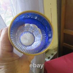 1 verre gobelet a thé de couleur bleu cristal de saint louis decor or