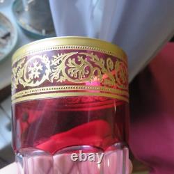1 verre gobelet a thé de couleur rouge cristal de saint louis decor or