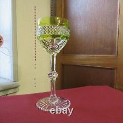 1 verre roemer de couleur chartreux cristal de saint louis modèle trianon H 18