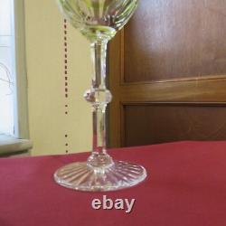1 verre roemer de couleur chartreux cristal de saint louis modèle trianon H 18