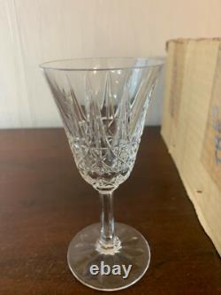 23 verres à vin blanc modèle Tarn en cristal de Saint Louis (prix à la pièce)