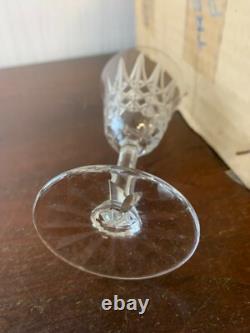 23 verres à vin blanc modèle Tarn en cristal de Saint Louis (prix à la pièce)