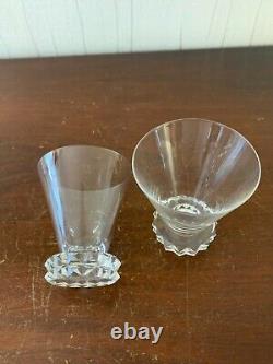 25 verres à vin blanc modèle diamant en cristal de Saint Louis (prix à la pièce)