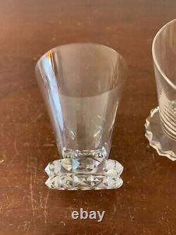 25 verres à vin blanc modèle diamant en cristal de Saint Louis (prix à la pièce)