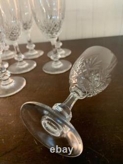 29 verres à vin rouge modèle Massenet cristal de Saint Louis (prix à la pièce)