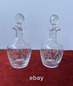 2 Carafes À Liqueur En Cristal Gravé Baccarat St Louis