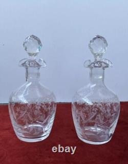 2 Carafes À Liqueur En Cristal Gravé Baccarat St Louis