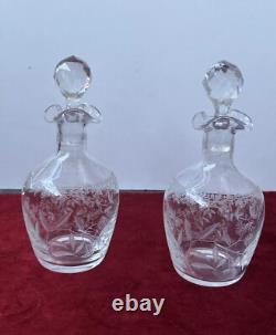 2 Carafes À Liqueur En Cristal Gravé Baccarat St Louis