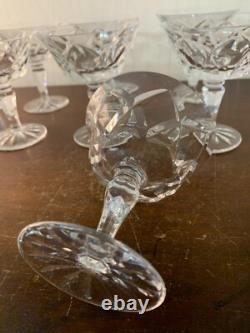 2 coupes à champagne modèle Camargue en cristal de Saint Louis /prix à la pièce