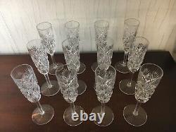 32 flûtes à champagne modèle Florence cristal de Saint Louis (prix à la pièce)