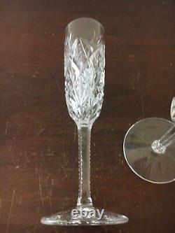 32 flûtes à champagne modèle Florence cristal de Saint Louis (prix à la pièce)