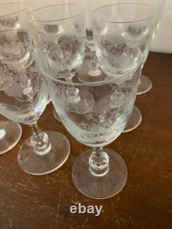 40 verres à vin rouge modèle Cléo en cristal de Saint Louis (prix à la pièce)