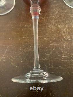 4 verres à vin modèle grand lieu en cristal de Saint Louis (prix à la pièce)